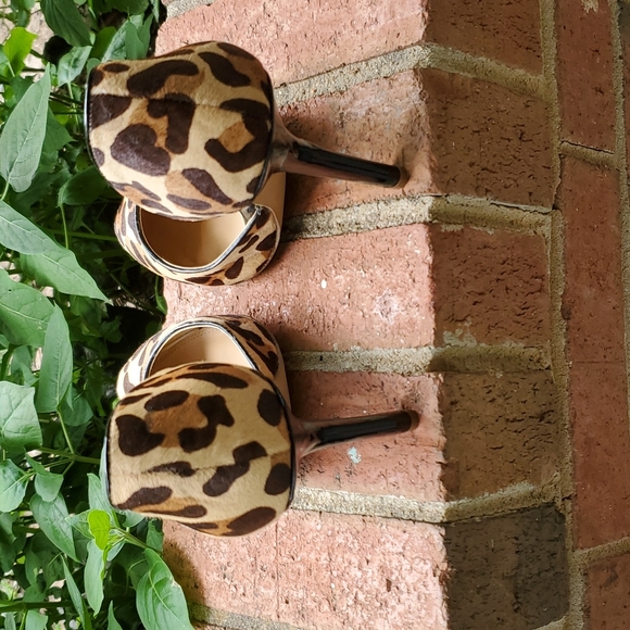 BCBG Paris d'orsay heels - sz. 9 - Picture 3 of 8